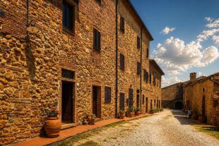 Bilocale in vendita, via Cerroni, Castelfalfi, Montaione