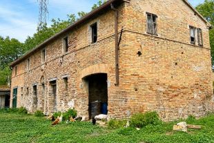 Casa colonica in vendita, Contrada Fontevecchia  1, Mondavio