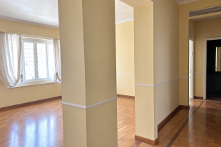 Trilocale in affitto, viale Libia  138, Trieste, Roma