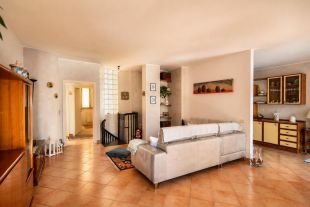 Appartamento in vendita, Strada di Valle Tresole  14, Pesaro