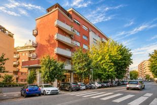 Attività / Licenza in vendita, viale Somalia  176, Trieste, Roma