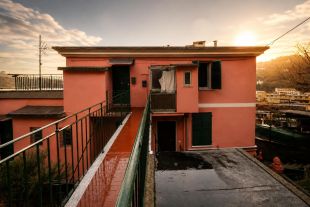 Trilocale in vendita, via Campodonico  35, Bolzaneto, Genova