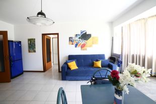Trilocale in vendita, via Re Martino  16, Aci Castello