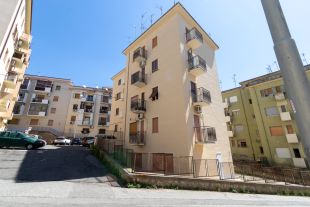 Quadrilocale in vendita, via Antonio Purificato  32, San Leonardo, Catanzaro