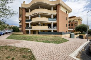 Trilocale in vendita, via Luigi Pirandello, Marco Simone, Guidonia Montecelio