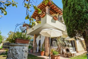 Villa in vendita, via Secondiano Campanari  18, Ostia Antica, Roma