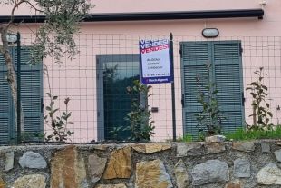 Bilocale in vendita, Strada per i Piani  6, Castellaro