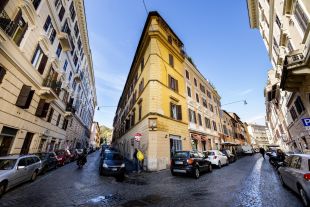 Negozio in affitto, via Luciano Manara, Trastevere, Roma