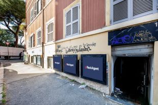 Negozio in affitto, via Clelia  1, Appio Latino, Roma