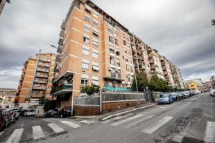 Bilocale in vendita, via Oreste Salomone, Torpignattara, Roma