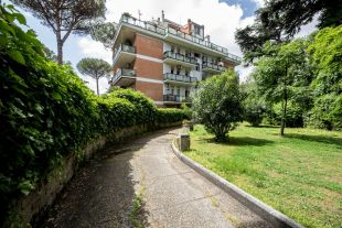 Appartamento in vendita, via Monte delle Capre  29, Portuense, Roma