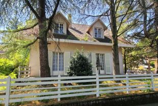 Villa in vendita, via Caduti del Lavoro, Collecchio
