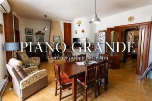 Appartamento in vendita, Largo Piano Grande  5, Centro Storico, Catanzaro
