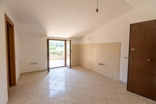 Mansarda in vendita, via Cavour, Nocera Terinese Marina, Nocera Terinese