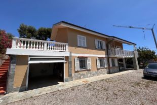 Villa in vendita, via San Damiano  53, Andora