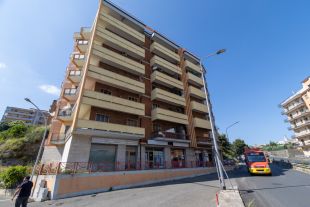 Quadrilocale in vendita, viale Vincenzo de Filippis  38, De Filippis, Catanzaro