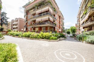 Bilocale in vendita, via Ugo Ojetti  408, Talenti, Roma