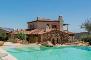 Villa in vendita, Località lu Fraili, Punta Aldìa, San Teodoro