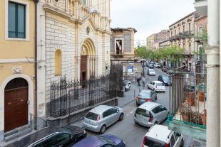 Appartamento in vendita, via Santa Maria della Catena  7, Centro Storico, Catania