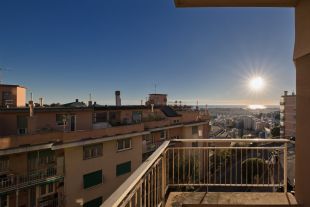 Bilocale in vendita, via Giovanni XXIII, San Fruttuoso, Genova