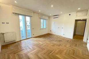 Trilocale in vendita, via San Giusto  37, San Siro, Milano
