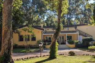 Villa in vendita, viale dei Pini  1, Sabaudia