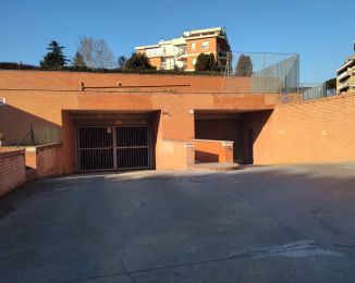 Box / Garage in vendita, Piazza Vincenzo Ceresi  29, Monteverde, Roma