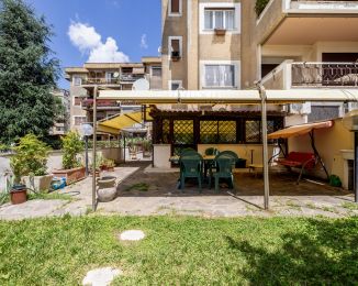 Bilocale in vendita, via Cino del Duca  71, Tor Vergata, Roma