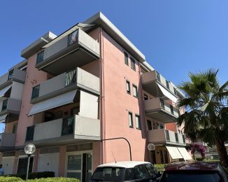 Bilocale in vendita, via Roma  111, Silvi Marina, Silvi