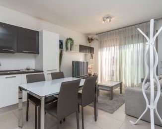Bilocale in vendita, via Ortigara  6, Stezzano