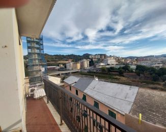 Trilocale in affitto, via Piandilucco, Pegli, Genova