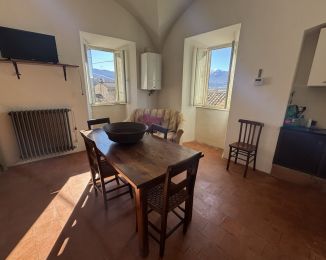 Trilocale in vendita, via Tiberio Pietro  15, Rocca Di Mezzo