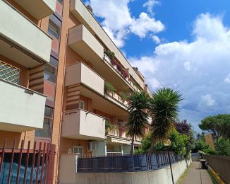 Bilocale in affitto, viale Attilio Bertolucci  105, Settecamini, Roma