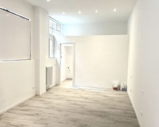 Monolocale in vendita, via Arquà  18, Pasteur, Milano
