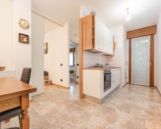Bilocale in vendita, via Giovanni Pascoli  3d, Guizza, Padova