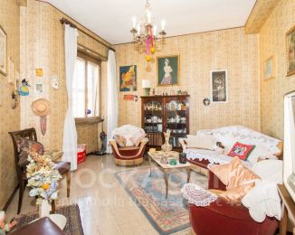 Appartamento di 120 m² con 4 locali in vendita a Roma