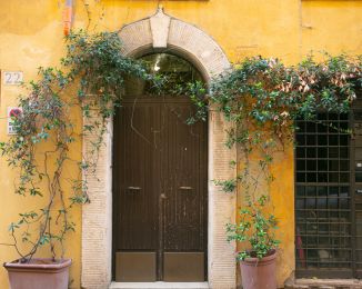 Monolocale in vendita, via Baccina  23, Centro Storico, Roma