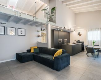 Villa in vendita, via San Carlo  13, Cologno Al Serio