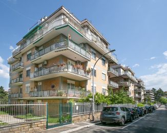 Bilocale in vendita, via Giuseppe D'Avarna  21, Colli Portuensi, Roma