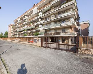 Trilocale in vendita, via Montenero Sabino, Settecamini, Roma