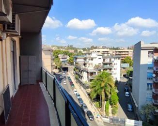 Trilocale in vendita, via Passo Gravina  137, Gioeni, Catania