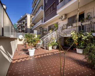 Bilocale in affitto, Lungotevere di Pietra Papa  139, Marconi, Roma
