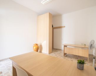 Trilocale in vendita, via Quattro Novembre  24, Santa Maria, Catanzaro