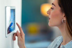 Con la domotica la casa vale di più