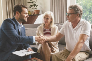 Agenzia innovativa sfida lo status quo del mercato.