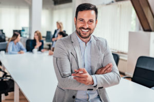 La Scelta Vincente per un Agente Immobiliare: Scegliere l’Agenzia Giusta