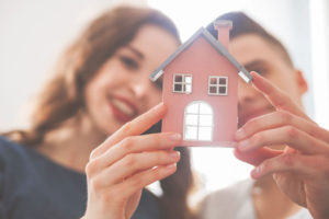 Acquistare una seconda casa e vendere la prima: come fare
